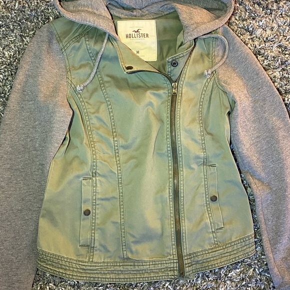 Hollister - Medium Side Zip Up - Picture 2 of 5